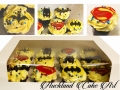 BATMAN V SUPERMAN CUPCAKES