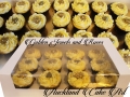 GOLDEN JEWELS AND ROSES