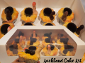 GOLD-SHIMMER-CUPCAKES